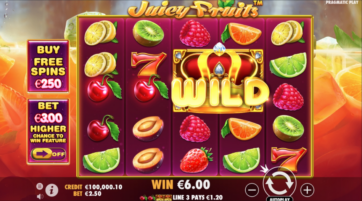 Juicy Fruits 게임의 2x2 와일드 기호 클러스터